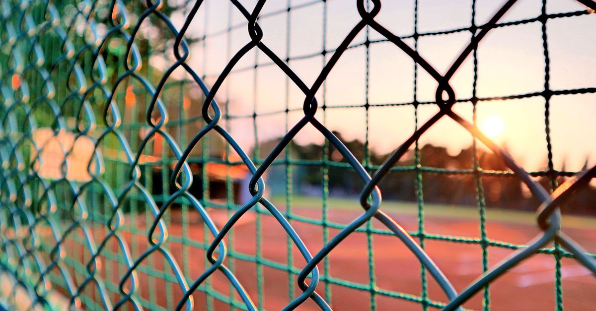 Overcoming Challenges in Temporary Fencing Setup for Events